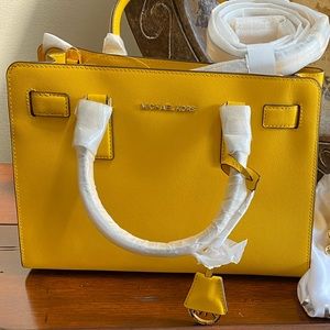 MICHAEL KORS Sunflower Leather Sachel